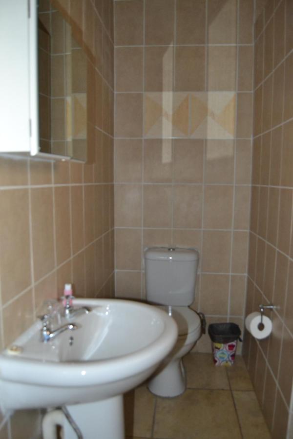 פילנסברג Kamogelo Guest House מראה חיצוני תמונה