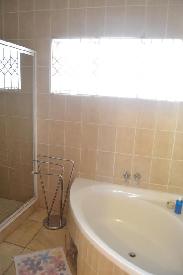פילנסברג Kamogelo Guest House מראה חיצוני תמונה